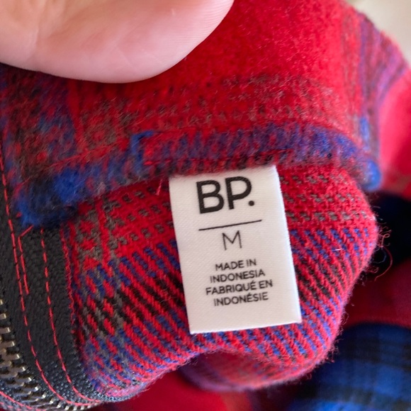 4/$30 Red Flannel Plaid Skirt - Picture 6 of 6